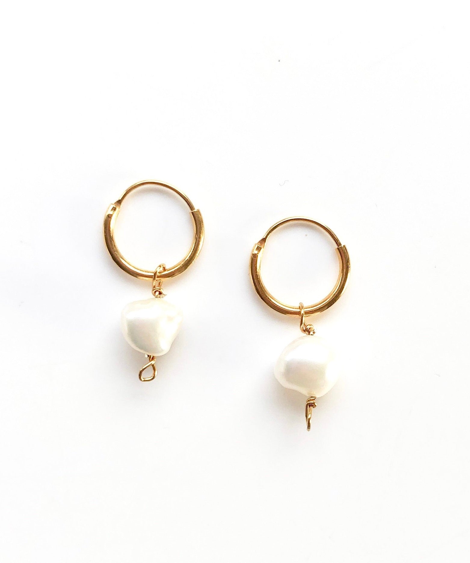 Treasure baroque pearl earrings